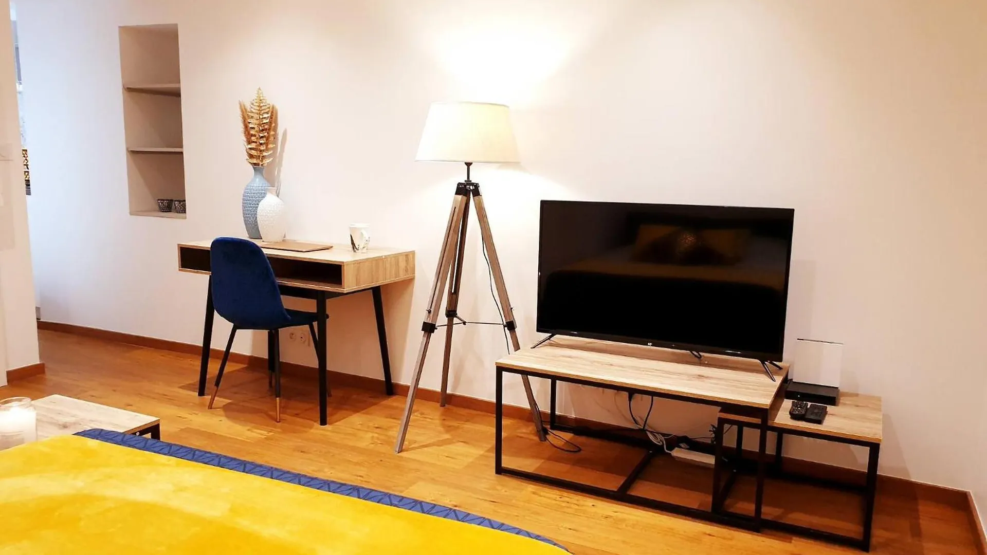 Sadi Carnot - 1B Studio Millau